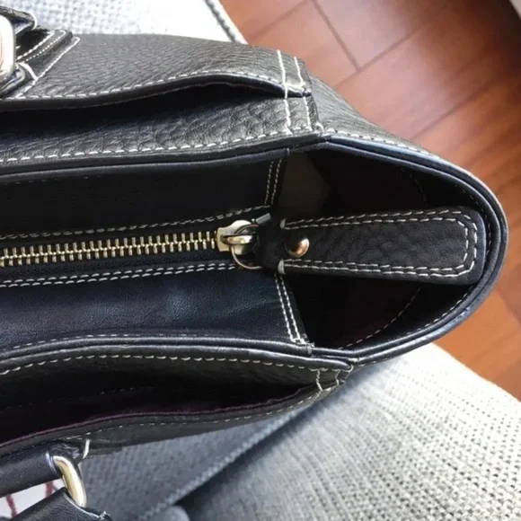 COACH  F13960 Black Hampton Pebble Leather Tote - Picture 5 of 8